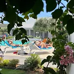 Thassos Olivia *