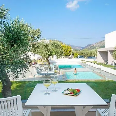 Nyaraló Thassos Olivia *