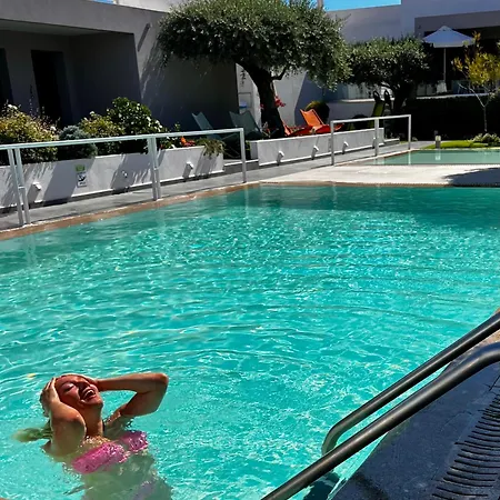 Thassos Olivia Nyaraló Potósz